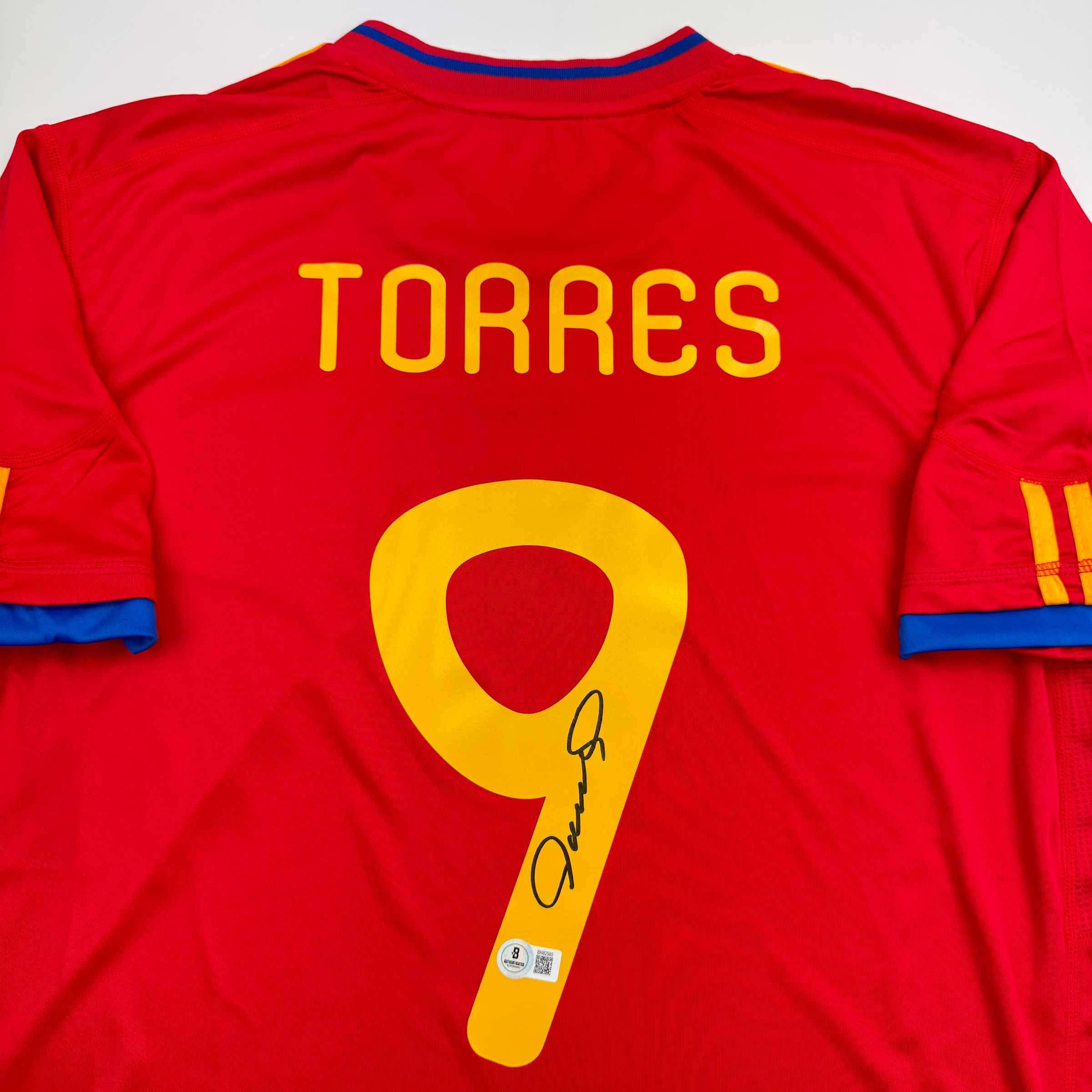 Autographed/Signed Fernando Torres Spain Red World Cup Soccer Futbol Jersey Beckett BAS COA - Image 2
