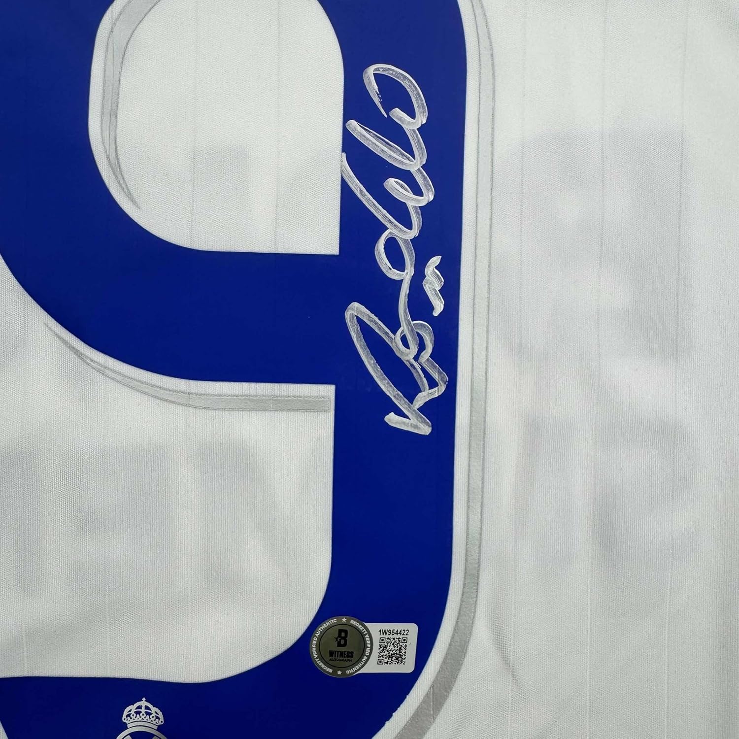 Framed Autographed/Signed Ronaldo Nazario 35x39 Real Madrid White Soccer Jersey Beckett BAS COA - Image 2