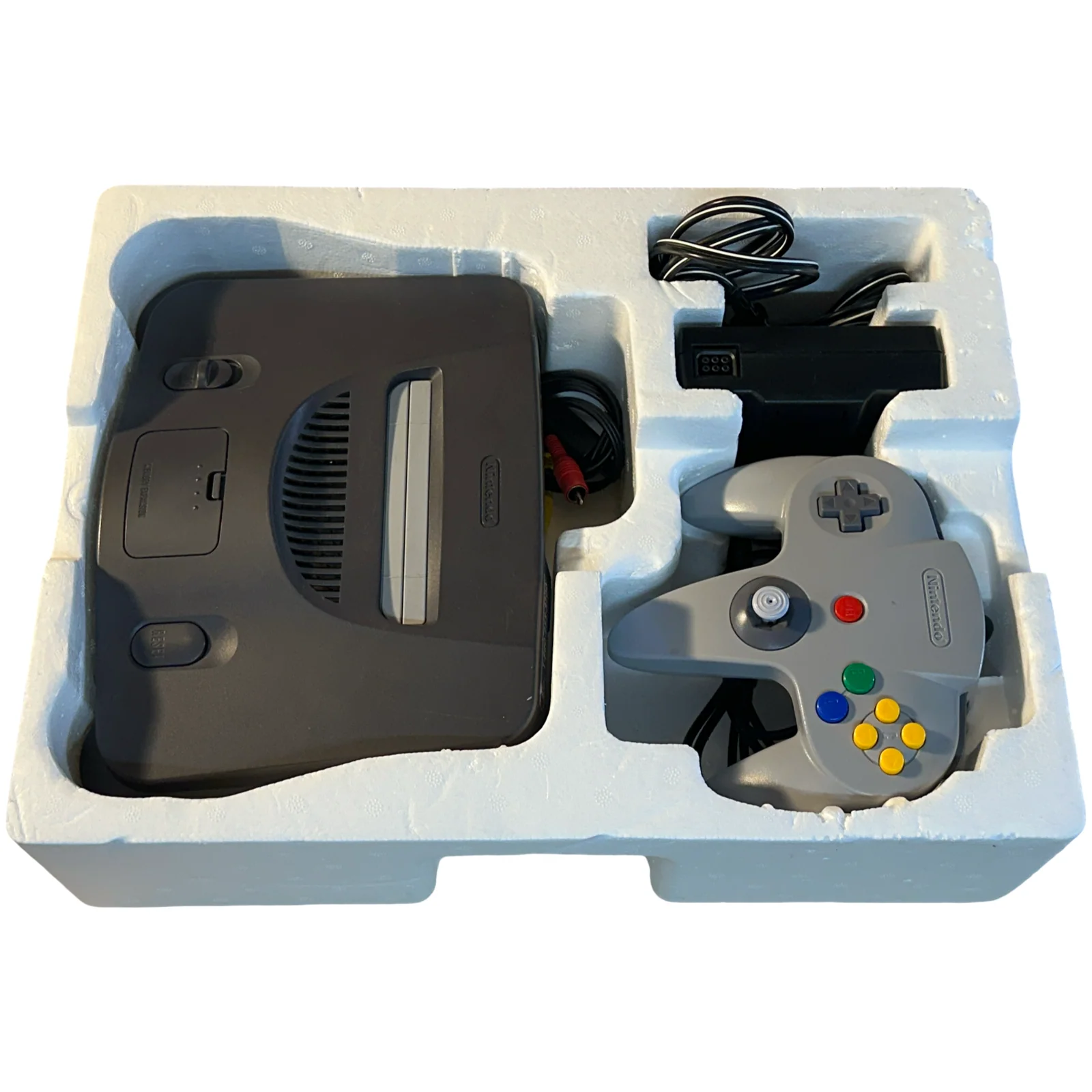 Nintendo 64 - Image 2